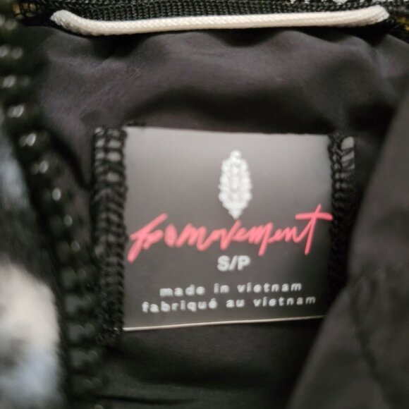 Free People Wild and Free Printed Fleece Pullover Womens S Athleisure Gorpcore - Picture 4 of 7